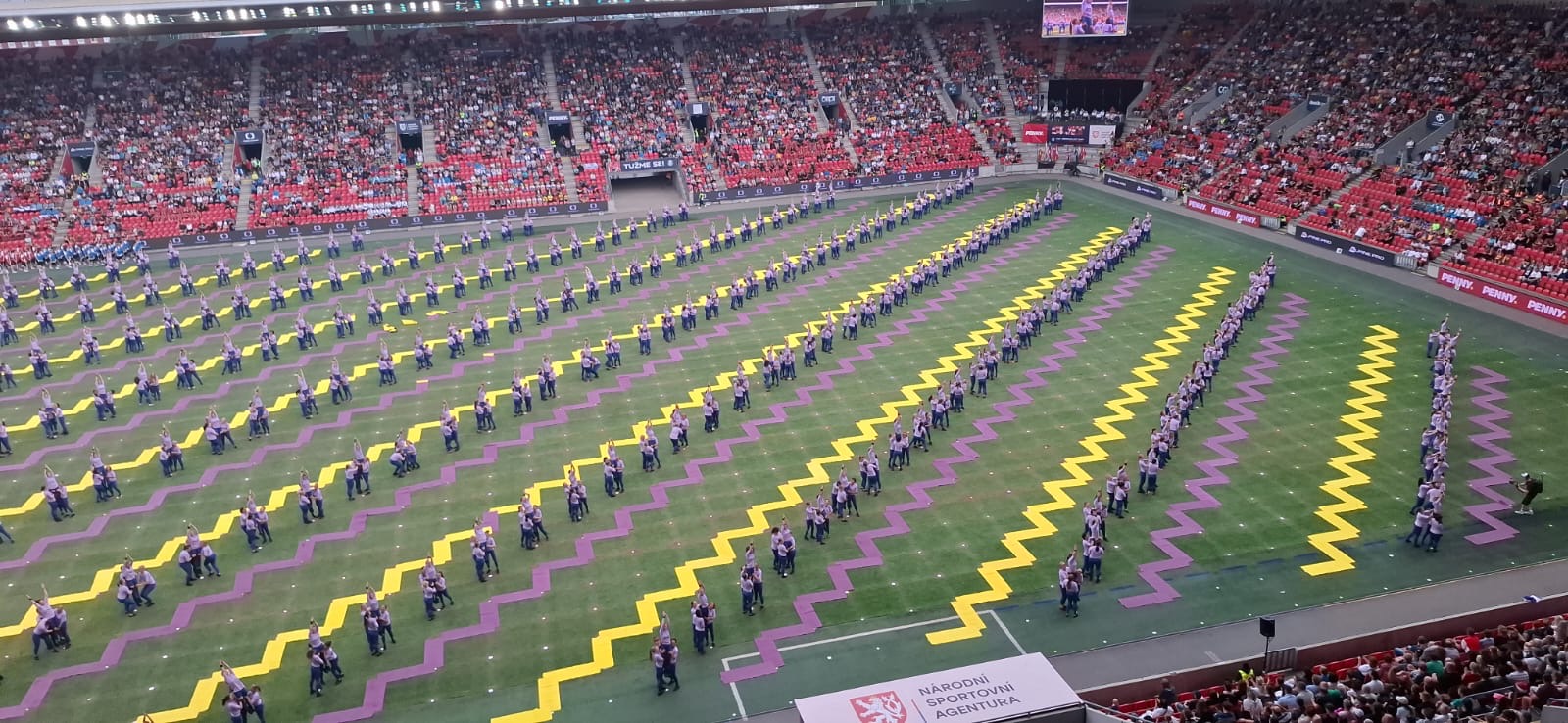 Hromadné cvičení na sletu